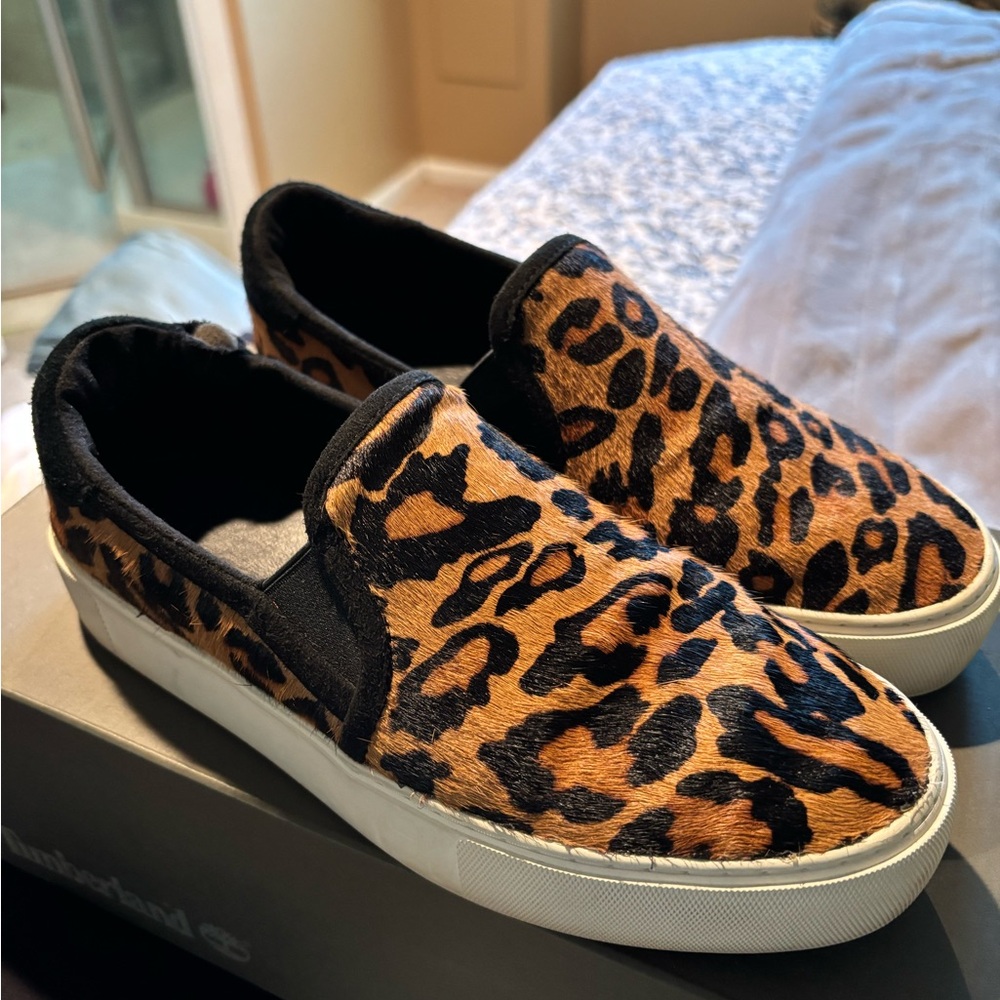 Animal Print Slip-On Shoes